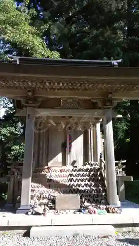 出羽神社(出羽三山神社)～三神合祭殿～の末社