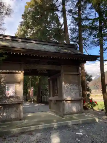 庭田神社の手水舎