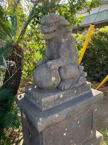 神明神社の狛犬