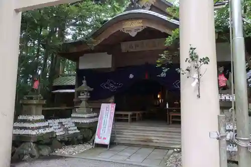 茜社の本殿・本堂