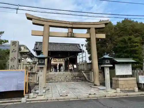 岡山神社の鳥居