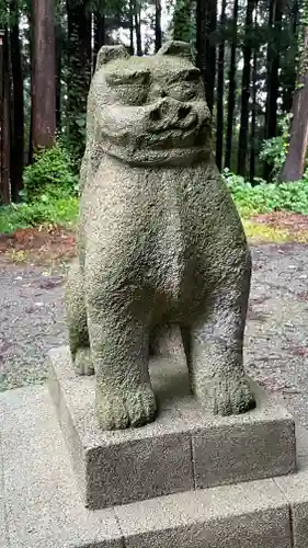 雷電神社の狛犬