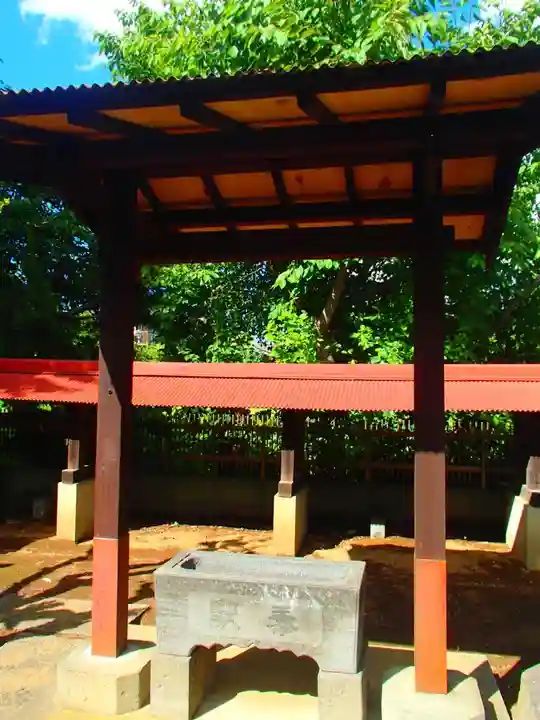 東大沢天満宮の手水舎