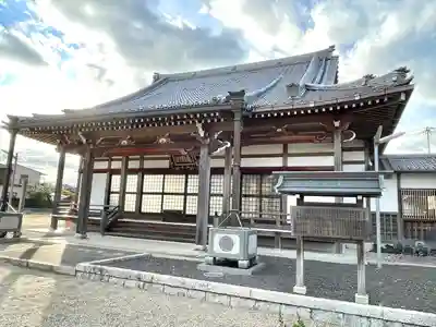 慈恩寺の本殿・本堂