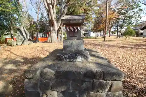 生島足島神社の末社