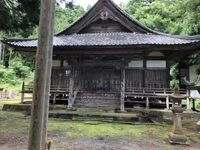 明泉寺の本殿・本堂