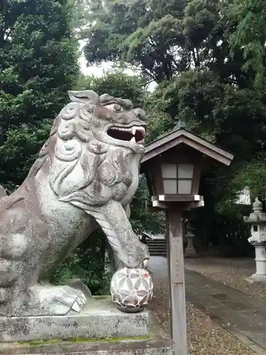 岩槻久伊豆神社の狛犬