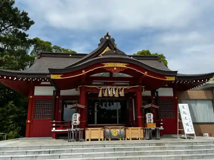 稲毛浅間神社の{uncategorized: "未分類", other: "その他", undefined: "問題あり", building: "その他建物", grave: "お墓", sacred_gate: "鳥居", guardian: "狛犬", statue: "像", buddha: "仏像", history: "歴史", nature: "自然", garden: "庭園", animal: "動物", pagoda: "塔", temizu: "手水舎", mountain_gate: "山門・神門", sanctuary: "本殿・本堂", subordinate: "末社・摂社", art: "芸術", scenery: "景色", jizo: "地蔵", ema: "絵馬", goshuin: "御朱印", omikuji: "おみくじ", items: "授与品その他", amulet: "お守り", goshuincho: "御朱印帳", eats: "食事", festival: "お祭り", votive_dance: "神楽", shichigosan: "七五三参", wedding: "結婚式", experience: "体験その他", initially: "初詣", around: "周辺", anti_infection: "感染症対策"}