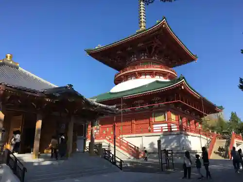 成田山新勝寺の塔