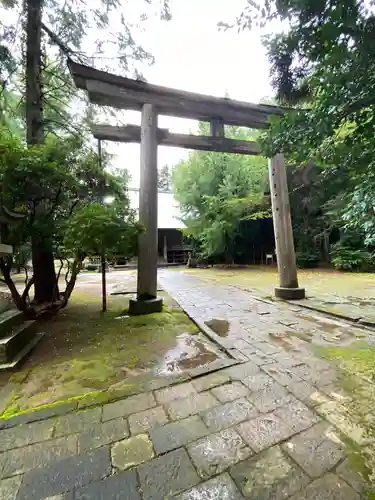 鳥海山大物忌神社蕨岡口ノ宮の鳥居