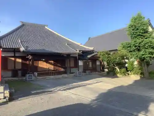 観音寺の本殿・本堂