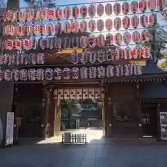 大國魂神社の山門