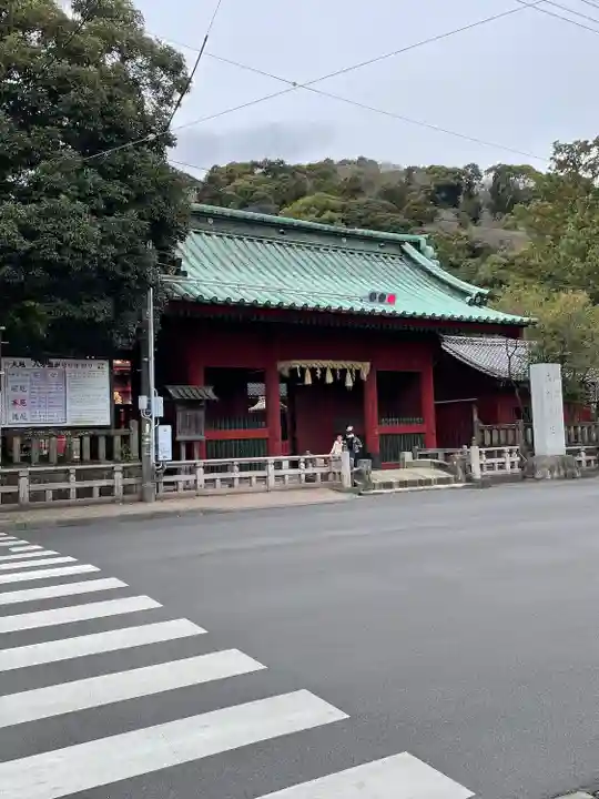 静岡浅間神社の山門・神門