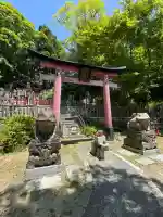 荒木神社の{uncategorized: "未分類", other: "その他", undefined: "問題あり", building: "その他建物", grave: "お墓", sacred_gate: "鳥居", guardian: "狛犬", statue: "像", buddha: "仏像", history: "歴史", nature: "自然", garden: "庭園", animal: "動物", pagoda: "塔", temizu: "手水舎", mountain_gate: "山門・神門", sanctuary: "本殿・本堂", subordinate: "末社・摂社", art: "芸術", scenery: "景色", jizo: "地蔵", ema: "絵馬", goshuin: "御朱印", omikuji: "おみくじ", items: "授与品その他", amulet: "お守り", goshuincho: "御朱印帳", eats: "食事", festival: "お祭り", votive_dance: "神楽", shichigosan: "七五三参", wedding: "結婚式", experience: "体験その他", initially: "初詣", around: "周辺", anti_infection: "感染症対策"}