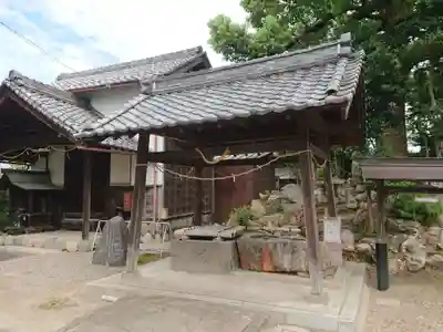 手力雄神社の手水舎