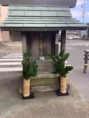 三社（津島神社・秋葉神社・南宮大社）の本殿・本堂