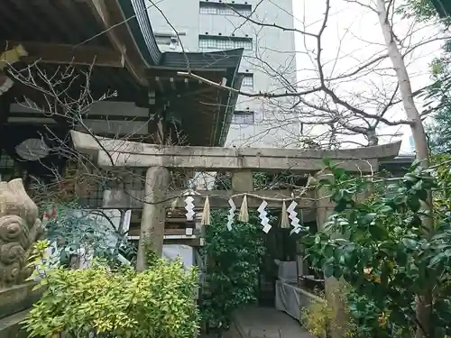 鵲森宮の鳥居