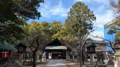 那古野神社の{uncategorized: "未分類", other: "その他", undefined: "問題あり", building: "その他建物", grave: "お墓", sacred_gate: "鳥居", guardian: "狛犬", statue: "像", buddha: "仏像", history: "歴史", nature: "自然", garden: "庭園", animal: "動物", pagoda: "塔", temizu: "手水舎", mountain_gate: "山門・神門", sanctuary: "本殿・本堂", subordinate: "末社・摂社", art: "芸術", scenery: "景色", jizo: "地蔵", ema: "絵馬", goshuin: "御朱印", omikuji: "おみくじ", items: "授与品その他", amulet: "お守り", goshuincho: "御朱印帳", eats: "食事", festival: "お祭り", votive_dance: "神楽", shichigosan: "七五三参", wedding: "結婚式", experience: "体験その他", initially: "初詣", around: "周辺", anti_infection: "感染症対策"}