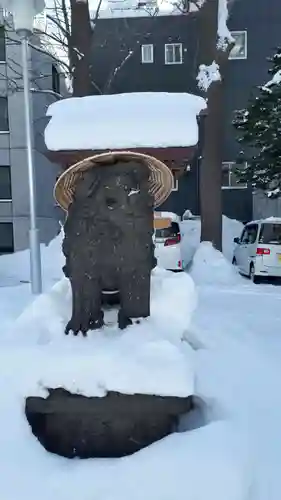 札幌諏訪神社の狛犬