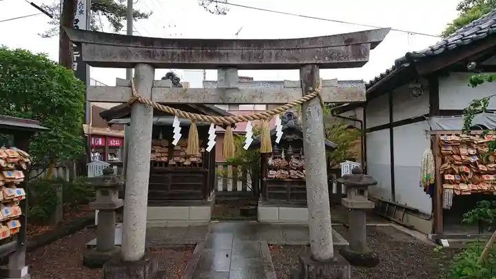 行田八幡神社の末社・摂社
