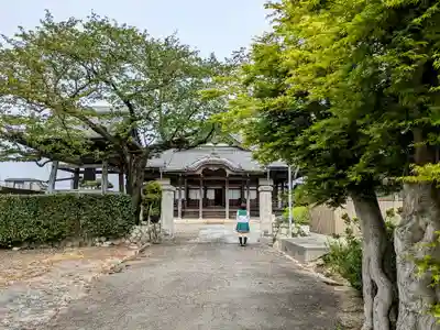 教願寺の山門・神門