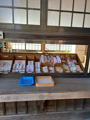 白蛇辨財天の授与品その他