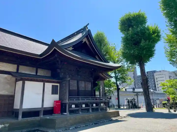 稲荷社の{uncategorized: "未分類", other: "その他", undefined: "問題あり", building: "その他建物", grave: "お墓", sacred_gate: "鳥居", guardian: "狛犬", statue: "像", buddha: "仏像", history: "歴史", nature: "自然", garden: "庭園", animal: "動物", pagoda: "塔", temizu: "手水舎", mountain_gate: "山門・神門", sanctuary: "本殿・本堂", subordinate: "末社・摂社", art: "芸術", scenery: "景色", jizo: "地蔵", ema: "絵馬", goshuin: "御朱印", omikuji: "おみくじ", items: "授与品その他", amulet: "お守り", goshuincho: "御朱印帳", eats: "食事", festival: "お祭り", votive_dance: "神楽", shichigosan: "七五三参", wedding: "結婚式", experience: "体験その他", initially: "初詣", around: "周辺", anti_infection: "感染症対策"}