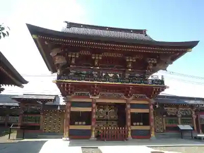 大杉神社の山門・神門