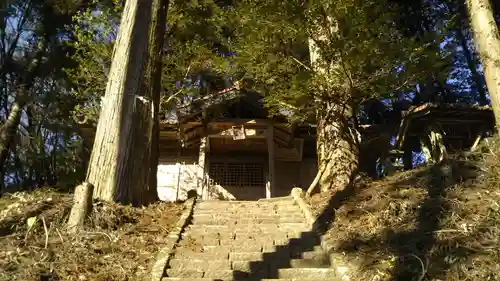 熊野神社の本殿・本堂