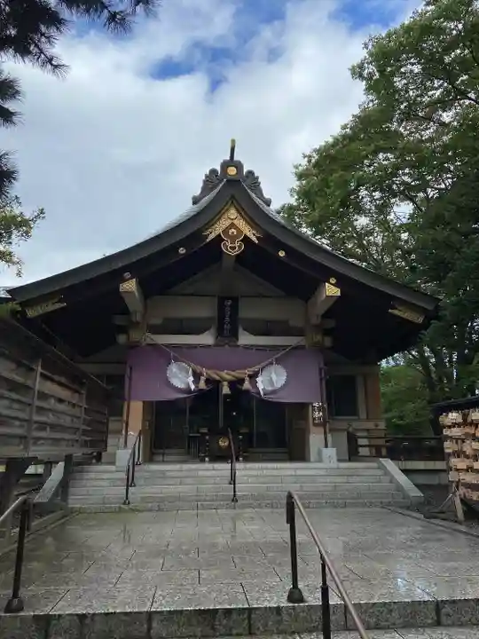 彌彦神社 (伊夜日子神社)の本殿・本堂