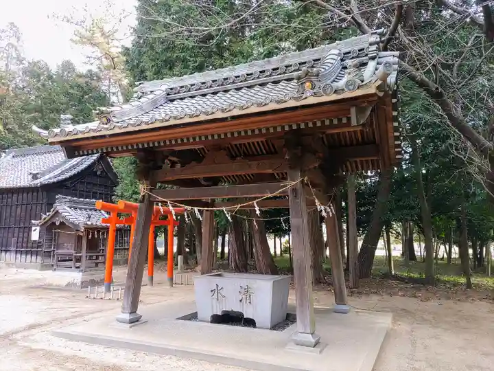 熊野神社の手水舎