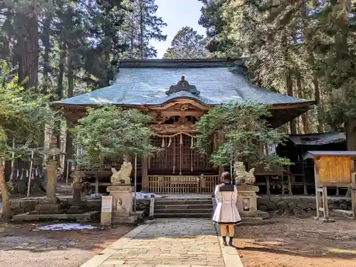 殿村八幡宮の本殿