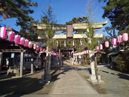 片瀬諏訪神社の鳥居