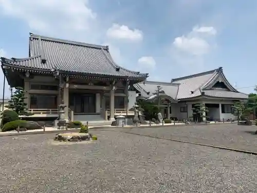 泰岳寺の本殿・本堂