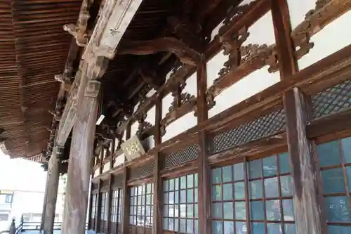 本光寺の本殿