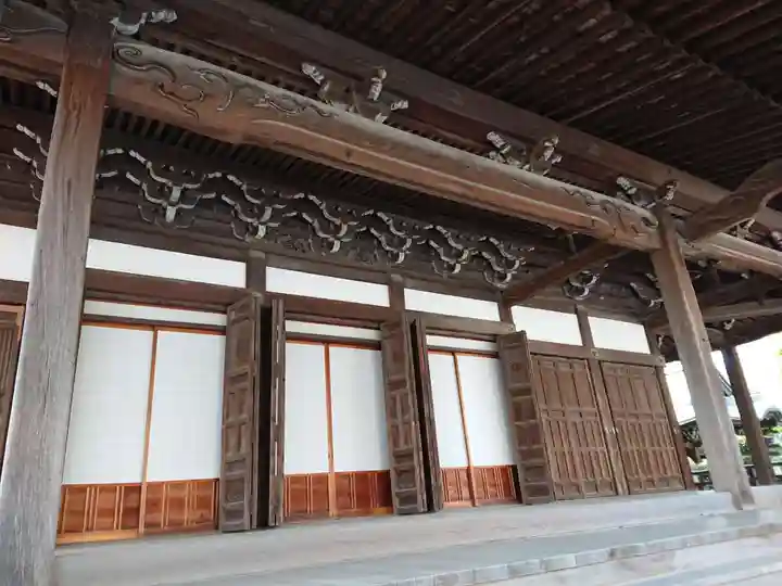 勝鬘寺の本殿・本堂