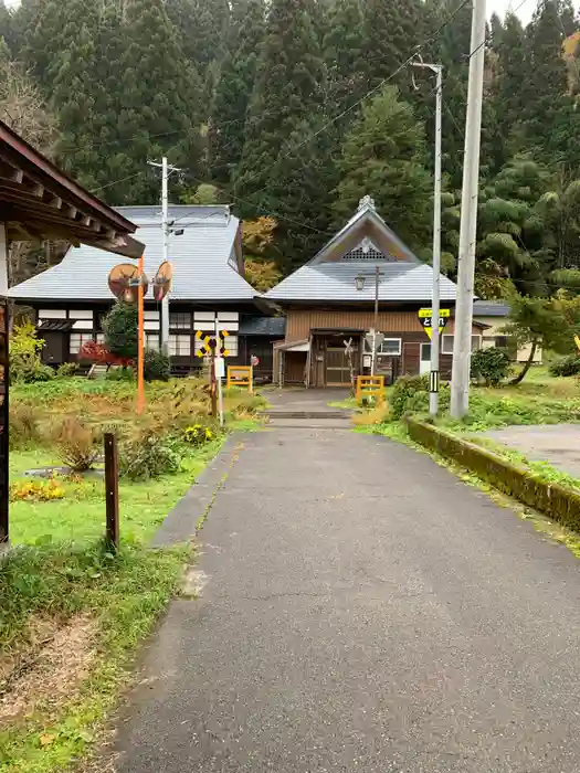 宮昌寺の建物その他