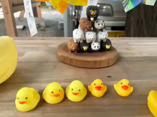 札幌諏訪神社の像