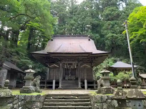 配志和神社の本殿