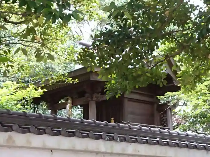 鞆尾神社の本殿・本堂