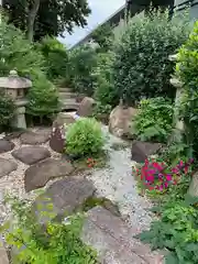 水堂須佐男神社の庭園