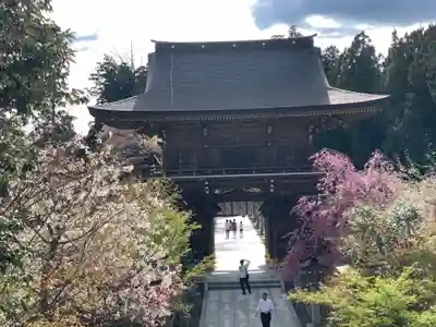 秋葉山本宮 秋葉神社 上社の山門・神門
