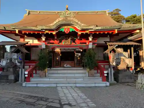 人見神社の本殿・本堂