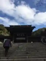 伊奈波神社の山門