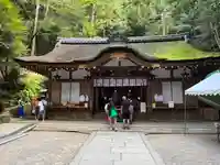 狭井坐大神荒魂神社(狭井神社)の本殿・本堂