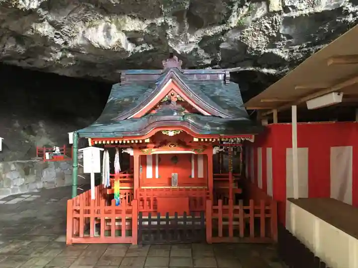 鵜戸神宮の本殿・本堂