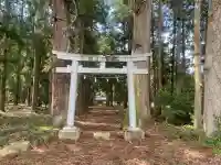 御出石神社の{uncategorized: "未分類", other: "その他", undefined: "問題あり", building: "その他建物", grave: "お墓", sacred_gate: "鳥居", guardian: "狛犬", statue: "像", buddha: "仏像", history: "歴史", nature: "自然", garden: "庭園", animal: "動物", pagoda: "塔", temizu: "手水舎", mountain_gate: "山門・神門", sanctuary: "本殿・本堂", subordinate: "末社・摂社", art: "芸術", scenery: "景色", jizo: "地蔵", ema: "絵馬", goshuin: "御朱印", omikuji: "おみくじ", items: "授与品その他", amulet: "お守り", goshuincho: "御朱印帳", eats: "食事", festival: "お祭り", votive_dance: "神楽", shichigosan: "七五三参", wedding: "結婚式", experience: "体験その他", initially: "初詣", around: "周辺", anti_infection: "感染症対策"}