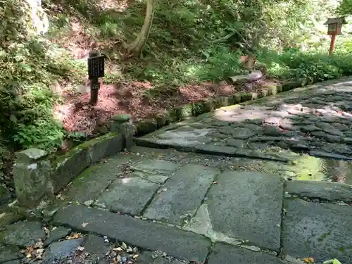 大神山神社奥宮の建物その他