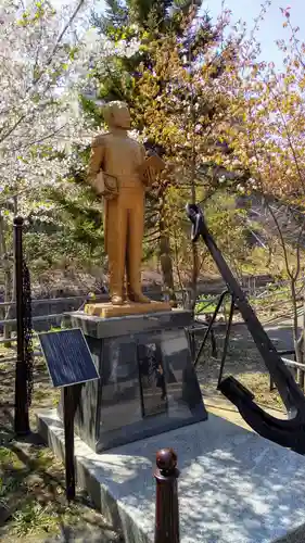 龍宮神社の像