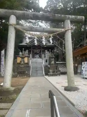 艫神社の{uncategorized: "未分類", other: "その他", undefined: "問題あり", building: "その他建物", grave: "お墓", sacred_gate: "鳥居", guardian: "狛犬", statue: "像", buddha: "仏像", history: "歴史", nature: "自然", garden: "庭園", animal: "動物", pagoda: "塔", temizu: "手水舎", mountain_gate: "山門・神門", sanctuary: "本殿・本堂", subordinate: "末社・摂社", art: "芸術", scenery: "景色", jizo: "地蔵", ema: "絵馬", goshuin: "御朱印", omikuji: "おみくじ", items: "授与品その他", amulet: "お守り", goshuincho: "御朱印帳", eats: "食事", festival: "お祭り", votive_dance: "神楽", shichigosan: "七五三参", wedding: "結婚式", experience: "体験その他", initially: "初詣", around: "周辺", anti_infection: "感染症対策"}